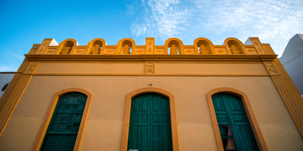 Pintar Fachadas de Casas Unifamiliares / Chalets en Tarragona · Restauración de Fachadas