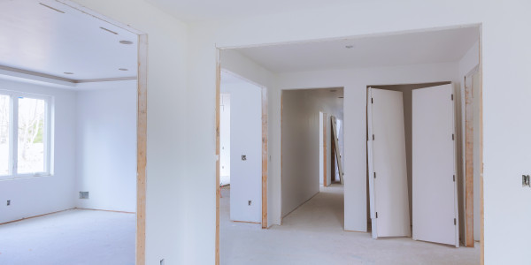 Pintar Fachadas de Casas Unifamiliares / Chalets en Tarragona · Pintar Construcción Obra Nueva