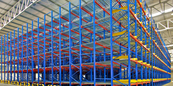 Pintar Fachadas de Naves Industriales, Fábricas y Almacenes en Tarragona · Pintura para Pintado de Naves, Fábricas y Grandes Estructuras